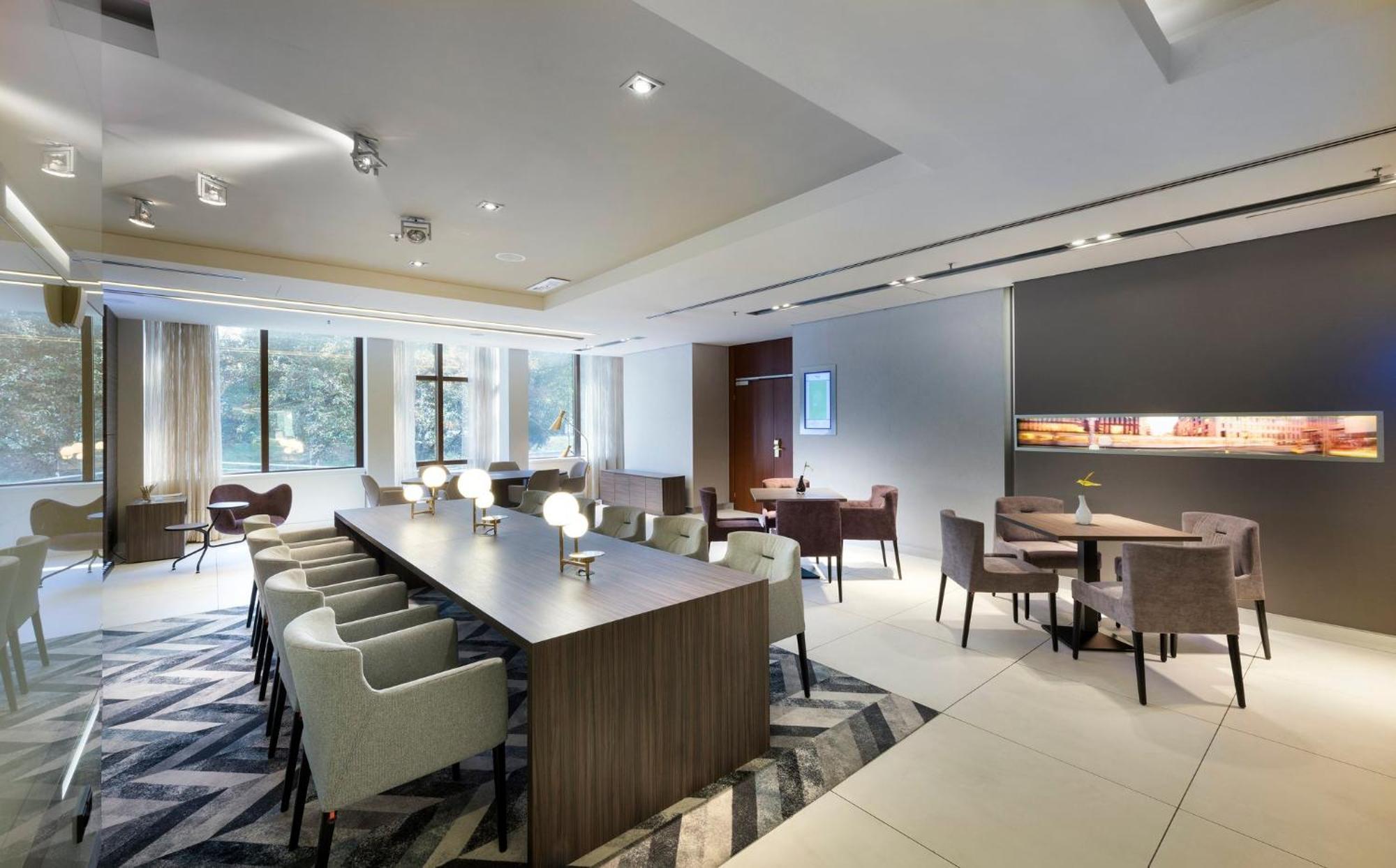 Crowne Plaza Duesseldorf - Neuss By Ihg Hotel Exterior photo